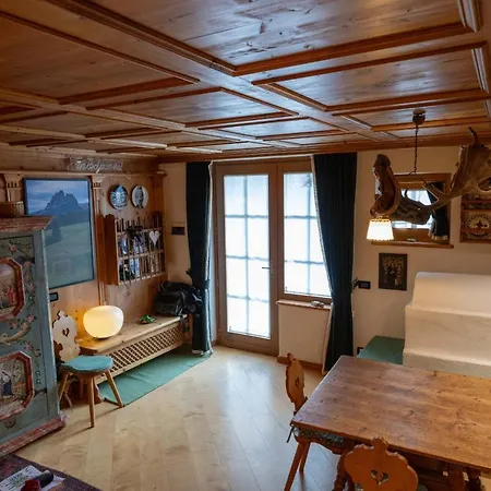 Casa Lacedel 1, On Slopes Апартаменты