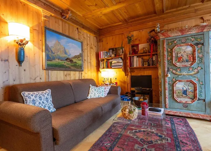Casa Lacedel 1, On Slopes